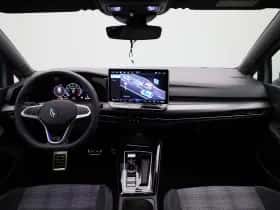 Volkswagen Golf thumbnail 41