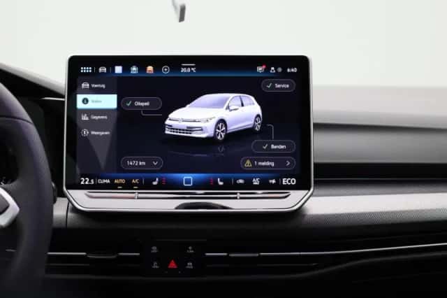 Volkswagen Golf (2025) thumbnail 9