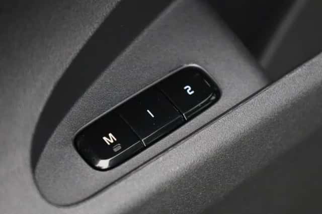 Polestar 2 (2022) thumbnail 31