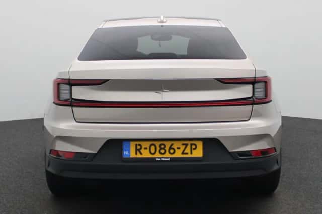 Polestar 2 (2022) thumbnail 5