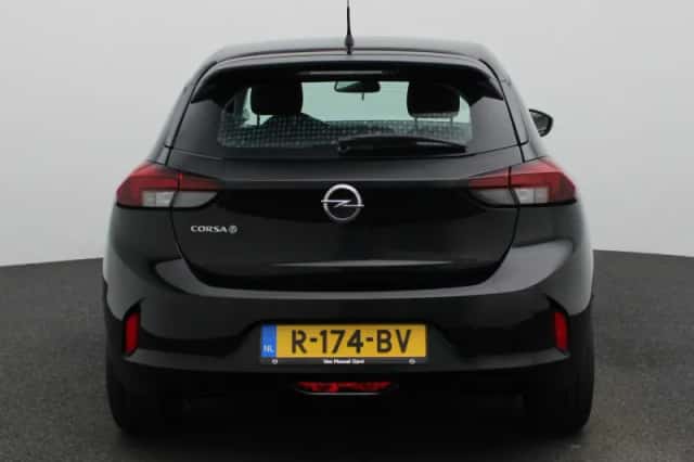 Opel Corsa-e (2022) thumbnail 5