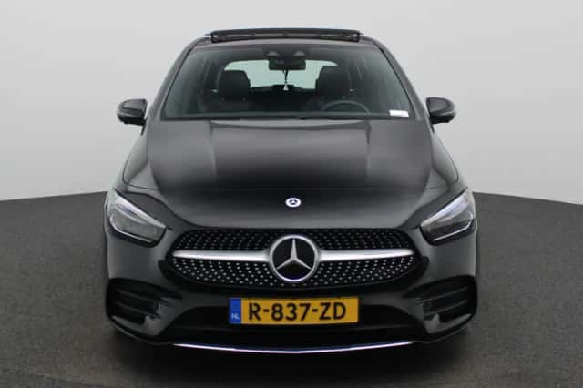 Mercedes-Benz B-Klasse (2023) thumbnail 3
