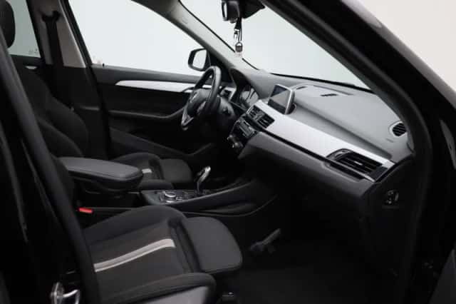 BMW X1 (2018) thumbnail 32