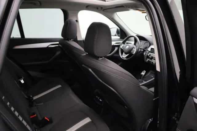 BMW X1 (2018) thumbnail 35