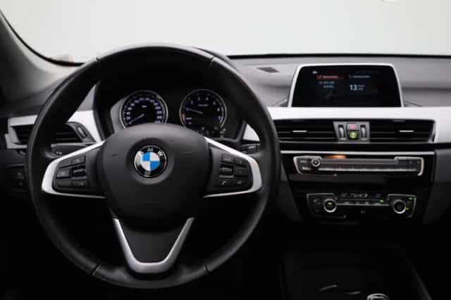 BMW X1 (2018) thumbnail 7