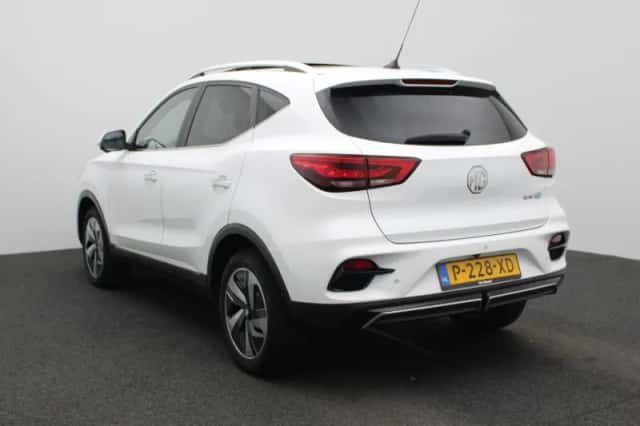 MG ZS EV (2022) thumbnail 2