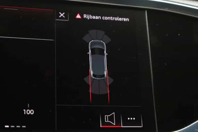 Audi Q3 (2023) thumbnail 31