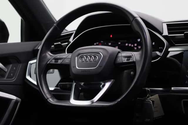 Audi Q3 (2023) thumbnail 42