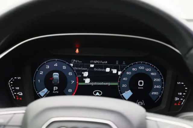 Audi Q3 (2023) thumbnail 8