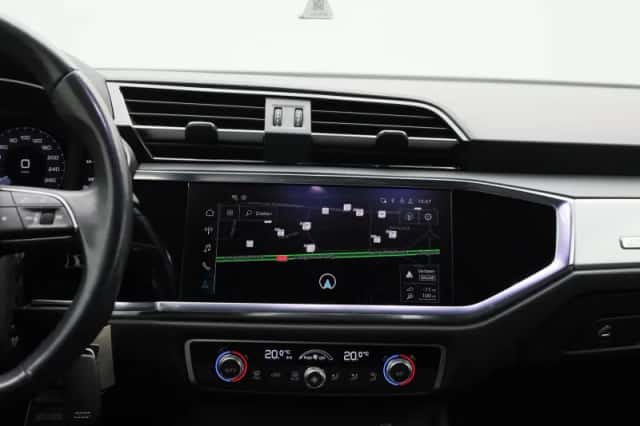 Audi Q3 (2023) thumbnail 9