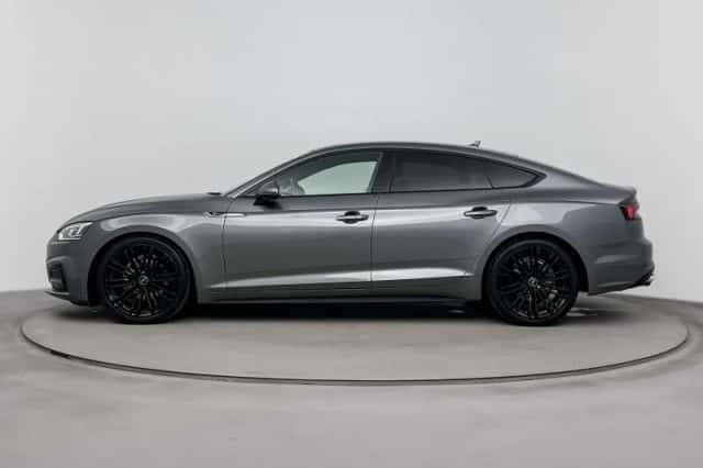 Audi A5 (2020) thumbnail 2