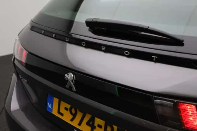 Peugeot 508 (2021) thumbnail 36