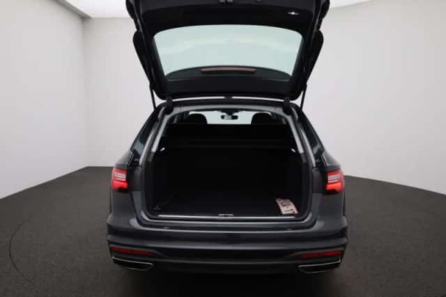 Audi A4 (2022) thumbnail 11