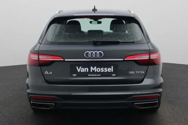 Audi A4 (2022) thumbnail 5