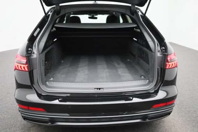 Audi A6 (2022) thumbnail 13