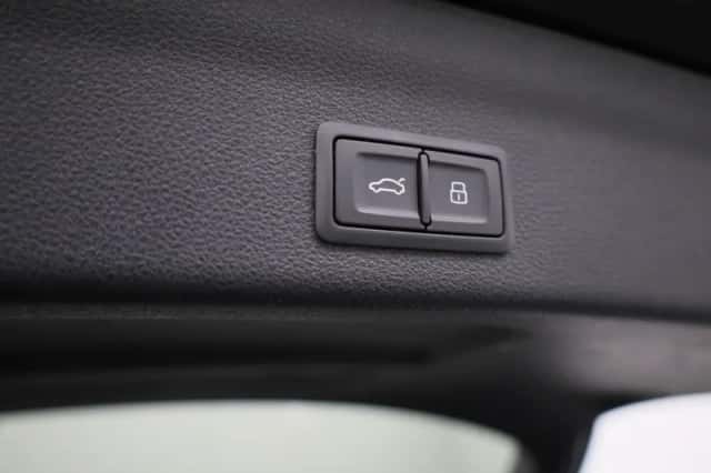 Audi A6 (2022) thumbnail 14