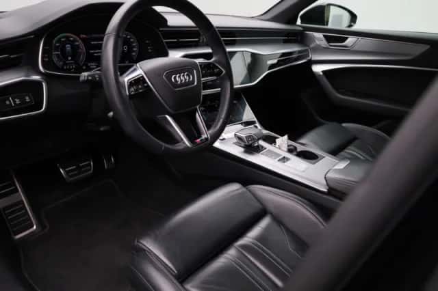 Audi A6 (2022) thumbnail 17