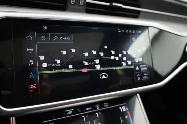 Audi A6 (2022) thumbnail 24