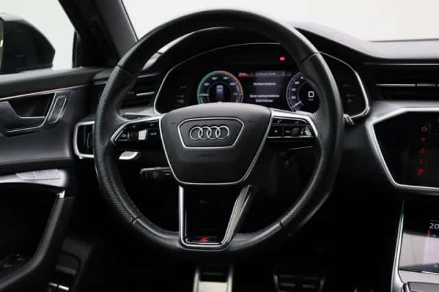 Audi A6 (2022) thumbnail 10
