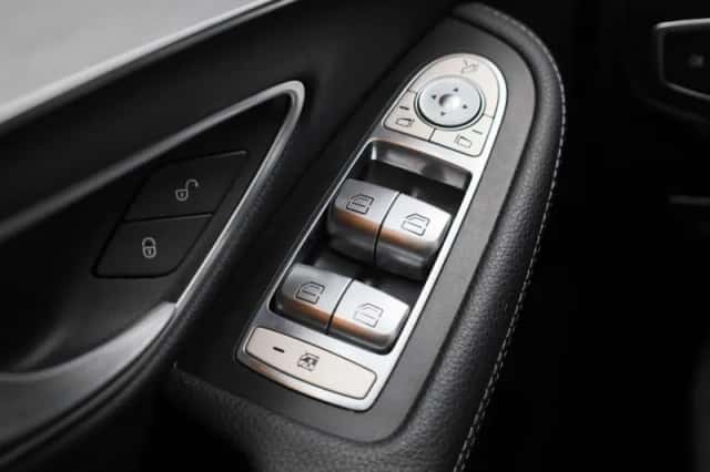 Mercedes-Benz C-Klasse (2017) thumbnail 29