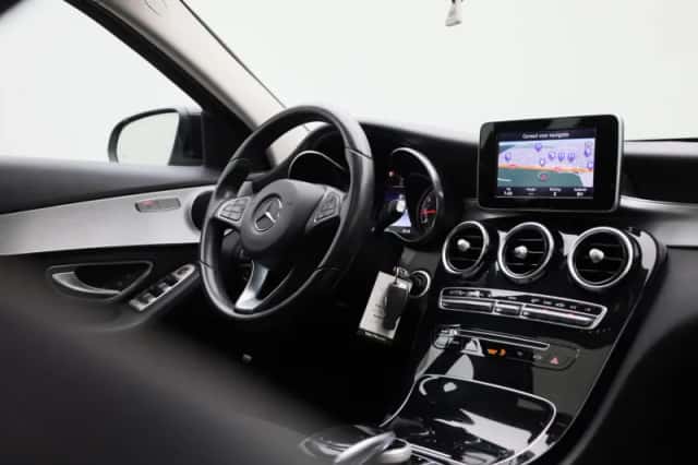 Mercedes-Benz C-Klasse (2017) thumbnail 38