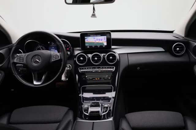 Mercedes-Benz C-Klasse (2017) thumbnail 39