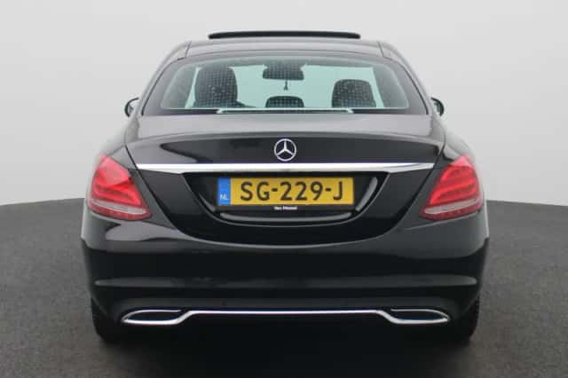 Mercedes-Benz C-Klasse (2017) thumbnail 5