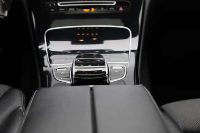 Mercedes-Benz C-Klasse (2017) thumbnail 10
