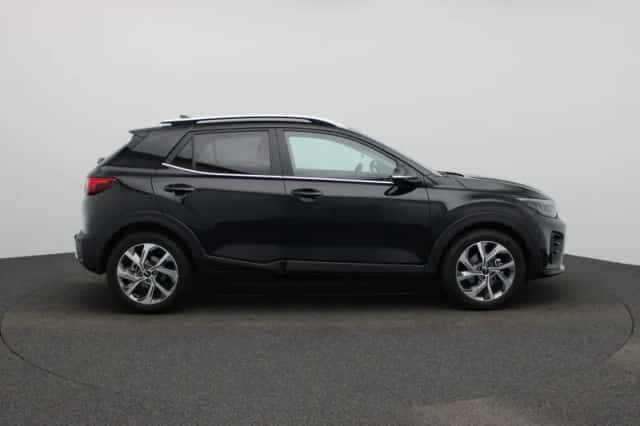 Kia Stonic (2025) thumbnail 6