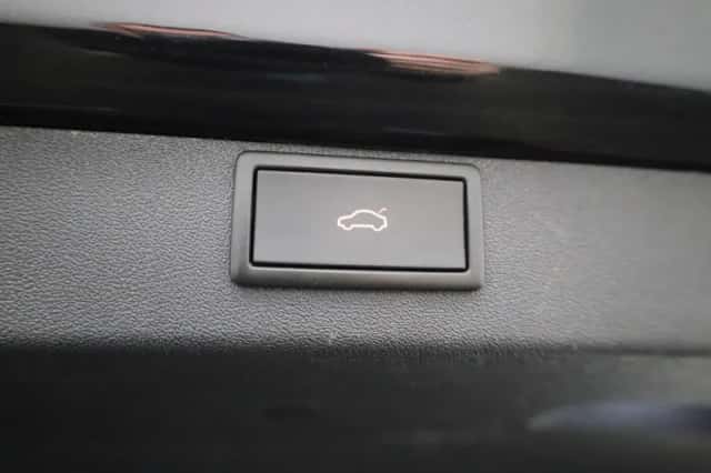 Škoda Enyaq (2021) thumbnail 12