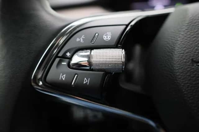 Škoda Enyaq (2021) thumbnail 18