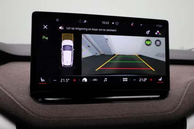 Škoda Enyaq (2021) thumbnail 23