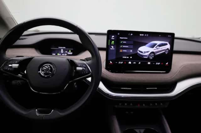 Škoda Enyaq (2021) thumbnail 7