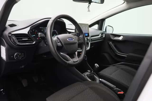 Ford Fiesta (2023) thumbnail 28