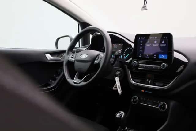 Ford Fiesta (2023) thumbnail 31