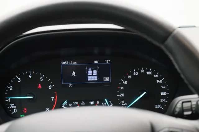 Ford Fiesta (2023) thumbnail 8