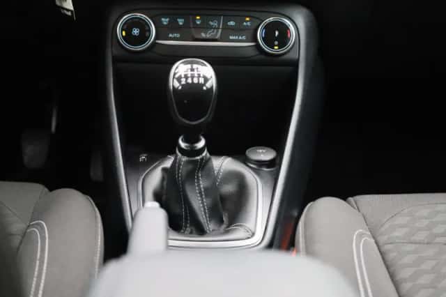 Ford Fiesta (2023) thumbnail 10