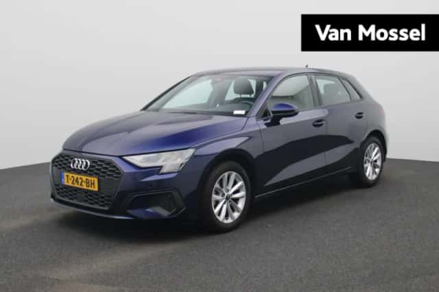 Audi A3 (2023) thumbnail 1