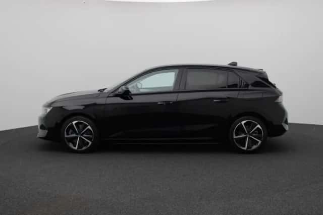 Opel Astra (2022) thumbnail 4