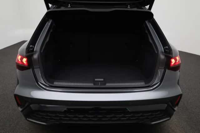 Audi A3 (2024) thumbnail 14