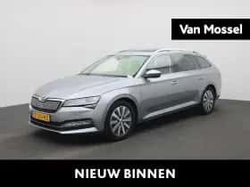 Škoda Superb thumbnail 1