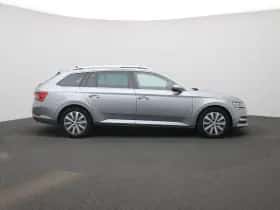 Škoda Superb thumbnail 6