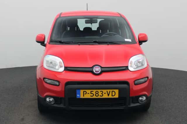 Fiat Panda (2022) thumbnail 3