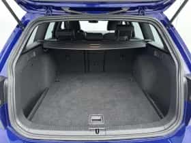 Volkswagen Golf thumbnail 23
