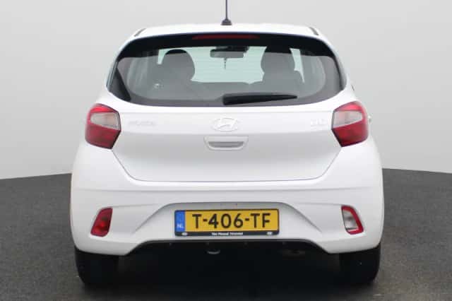 Hyundai i10 (2023) thumbnail 5