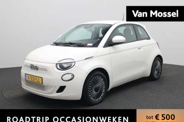 Fiat 500e (2020) thumbnail 1