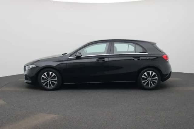 Mercedes-Benz A-Klasse (2022) thumbnail 4