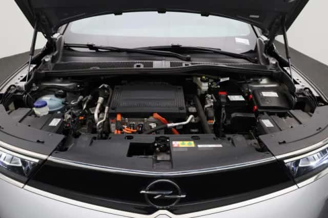 Opel Mokka-e (2022) thumbnail 25