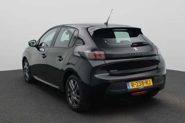 Peugeot 208 (2022) thumbnail 2