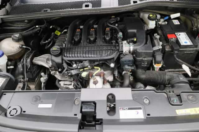 Peugeot 208 (2022) thumbnail 26
